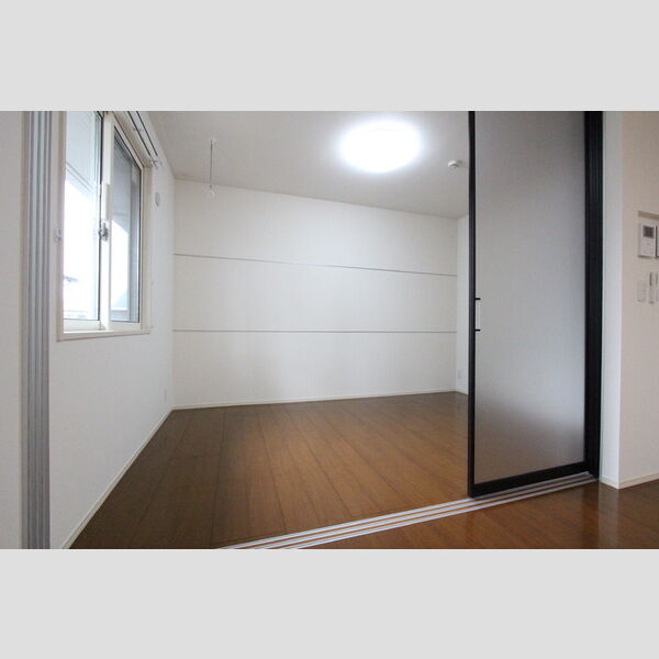 その他 (洋室①)