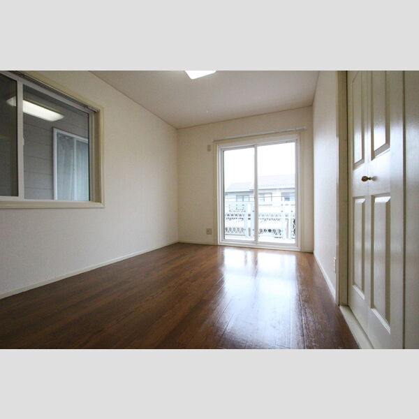 その他 (洋室①)