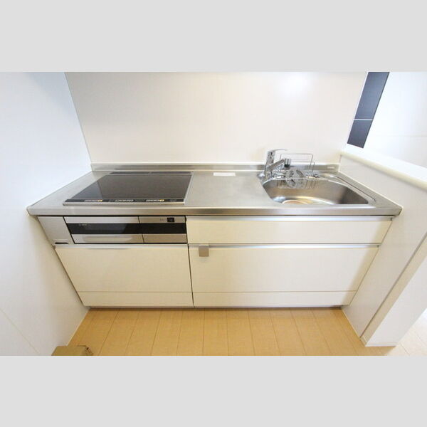 キッチン (IHコンロ付き対面キッチン)