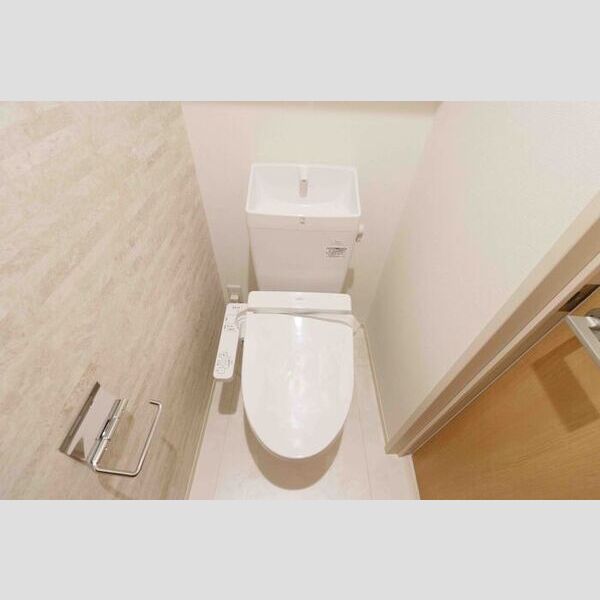 トイレ (305・トイレ)