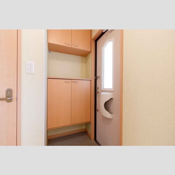 玄関 (101・玄関)