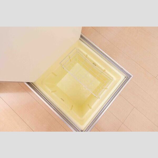 その他 (床下収納)