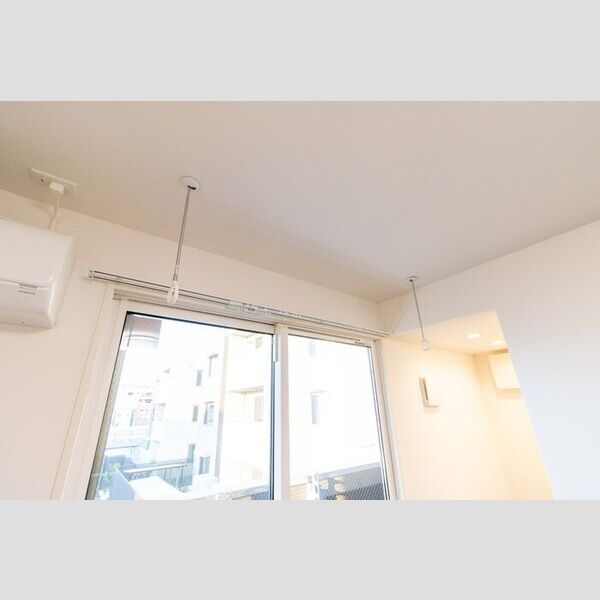 その他 (201・室内物干し竿棒)