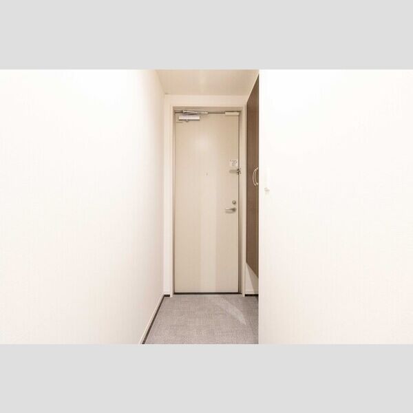 玄関 (201・玄関)