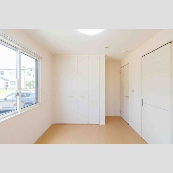 その他 (洋室)