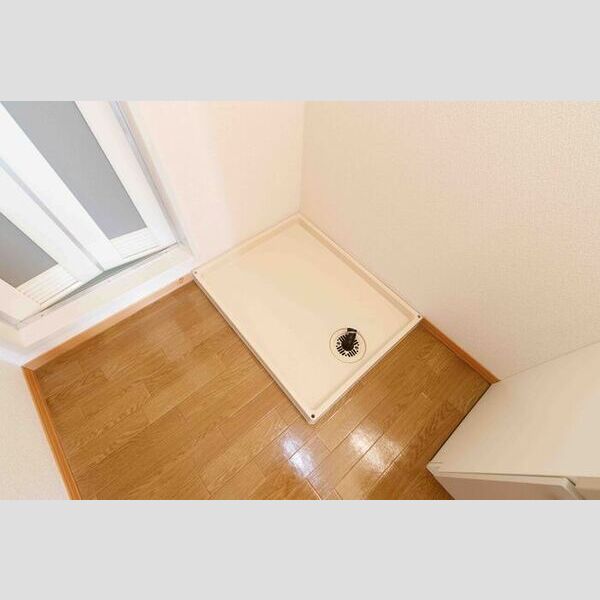 その他 (202・洗濯パン)