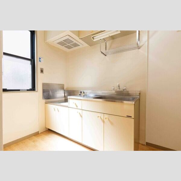 キッチン (キッチン)