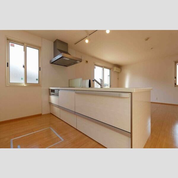 キッチン (キッチン)