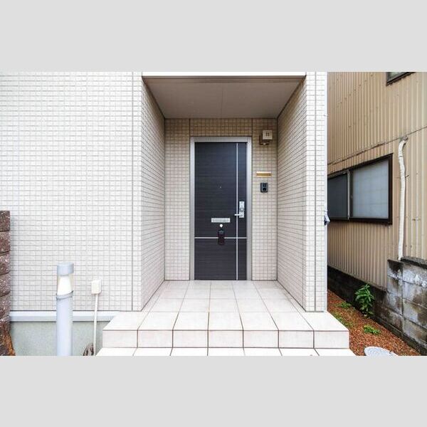 玄関 (玄関)