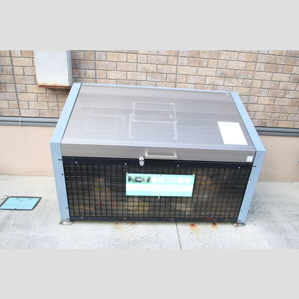 現地周辺 (ゴミ置場)