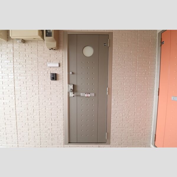 エントランス (エントランス)