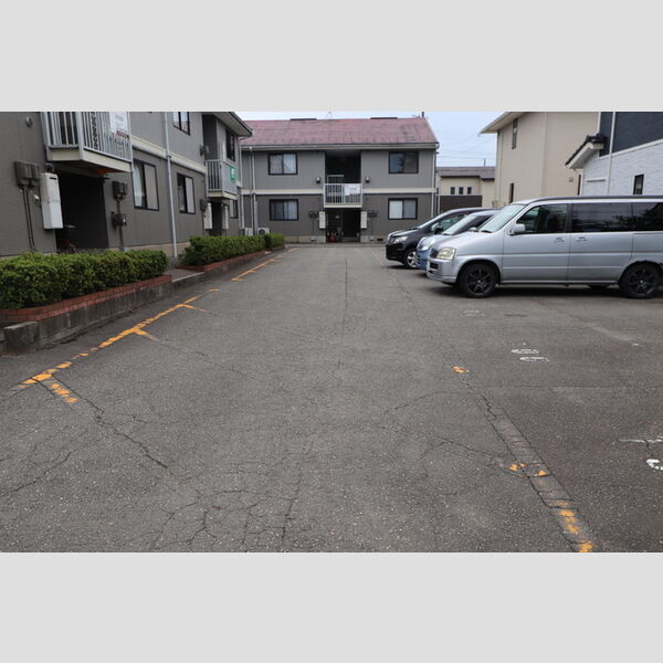 駐車場 (駐車場)