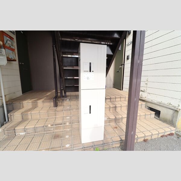 現地周辺 (宅配ボックス)