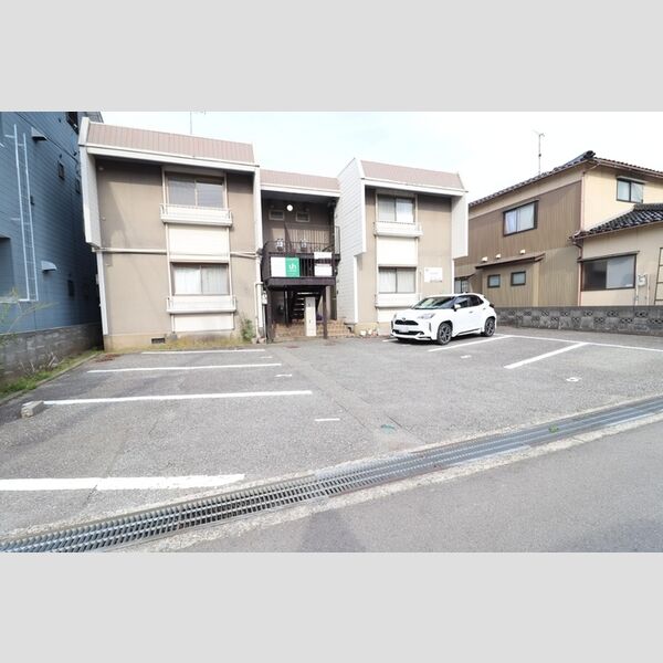 駐車場 (駐車場)