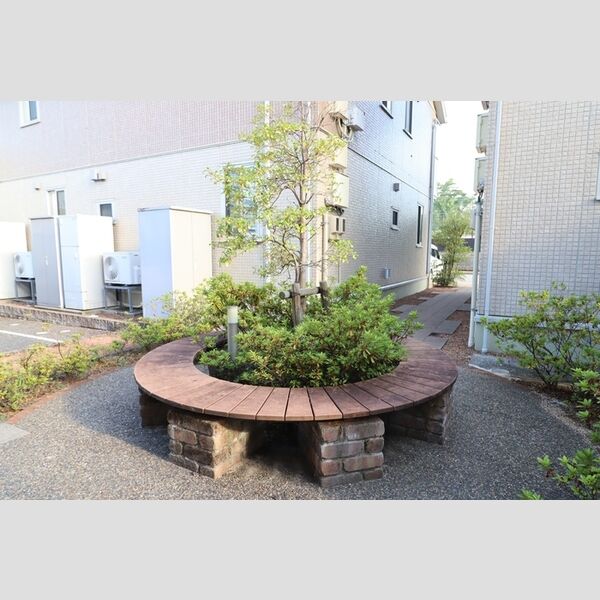 エントランス (エントランス)