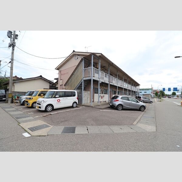 駐車場 (駐車場)
