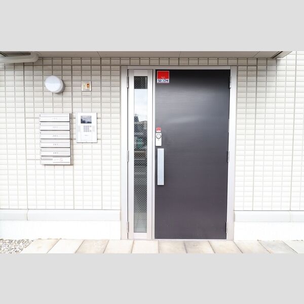 エントランス (エントランス)