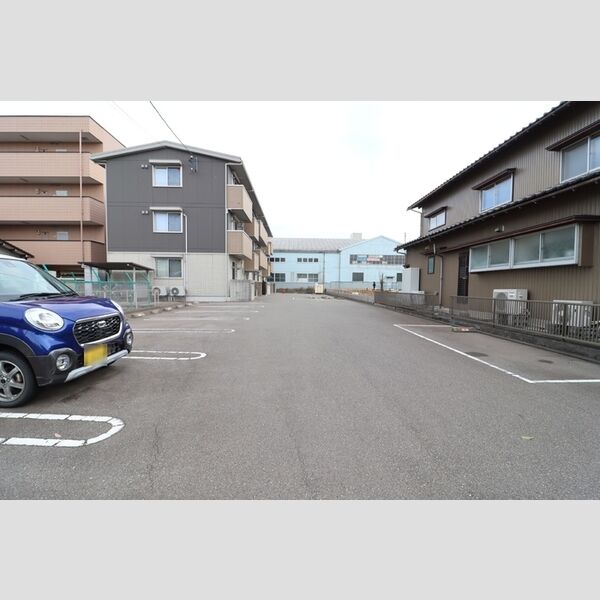 駐車場 (駐車場)