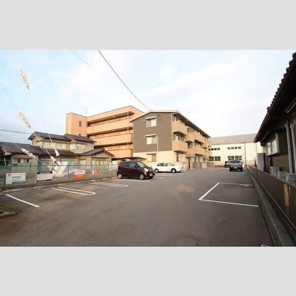 駐車場 (駐車場)