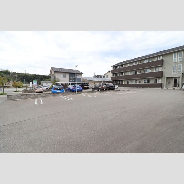 駐車場 (駐車場)