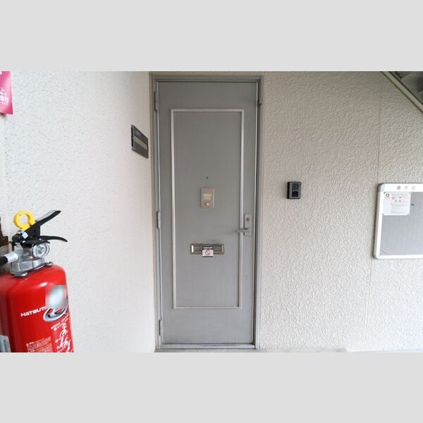 エントランス (エントランス)