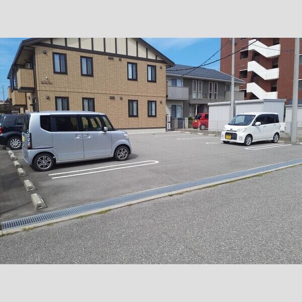駐車場 (駐車場)