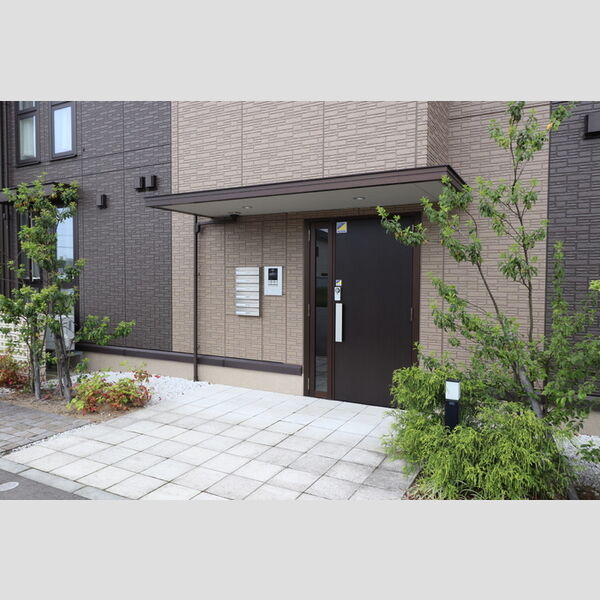 現地周辺 (ロビー)