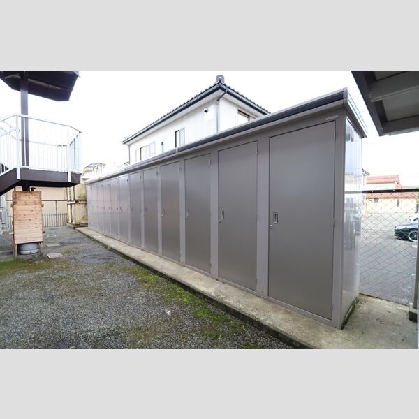 現地周辺 (トランクルーム)