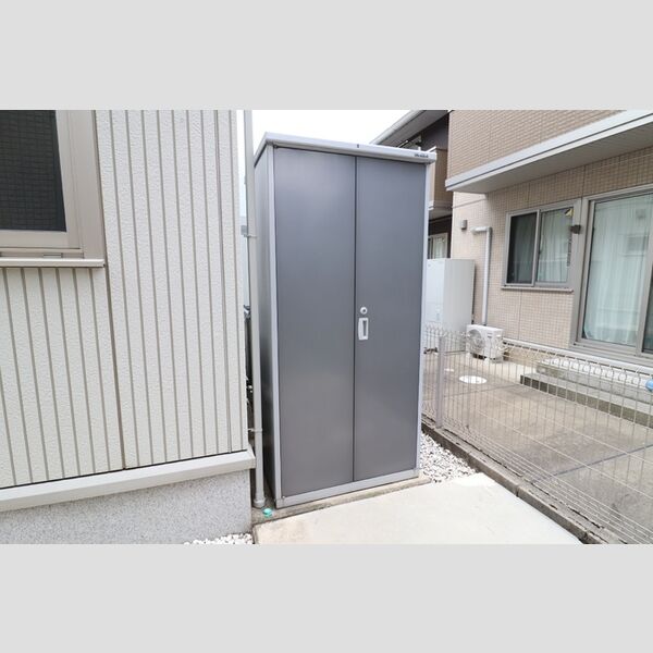 現地周辺 (トランクルーム)