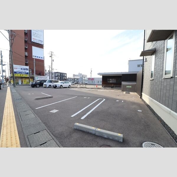 駐車場 (駐車場)