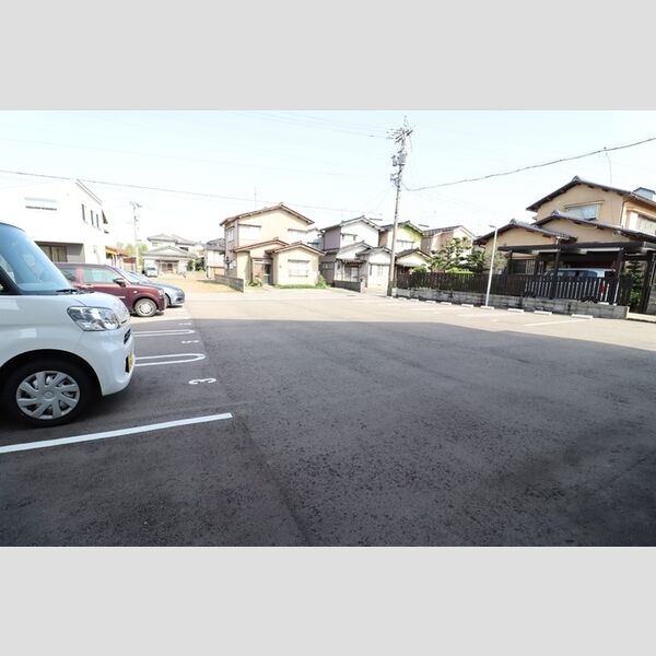 駐車場 (駐車場)