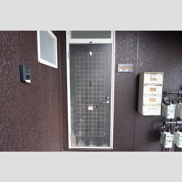 エントランス (エントランス)