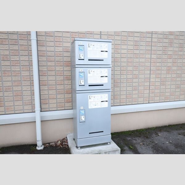 現地周辺 (宅配ボックス)