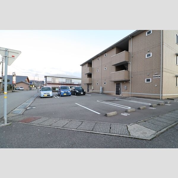 駐車場 (駐輪場)