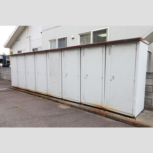 現地周辺 (トランクルーム)