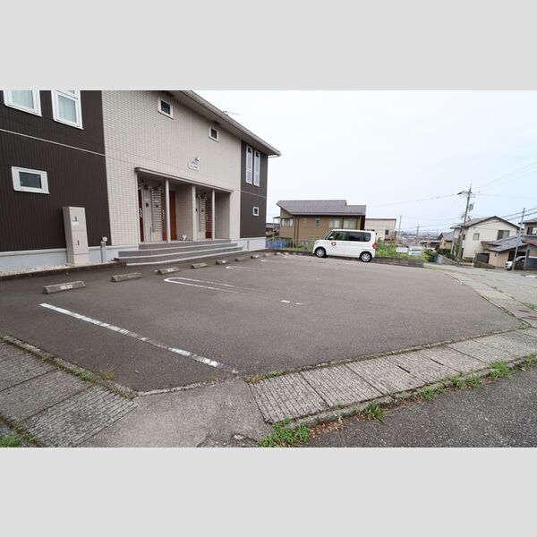 駐車場 (駐車場)