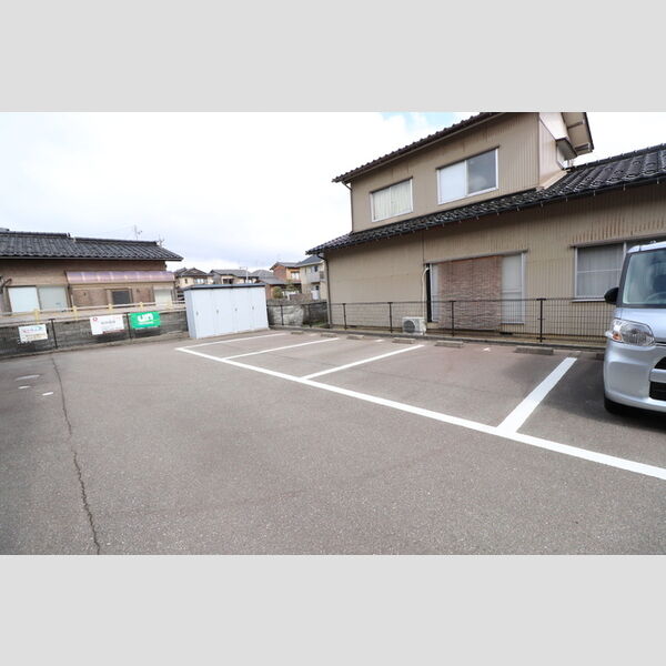 駐車場 (駐車場)