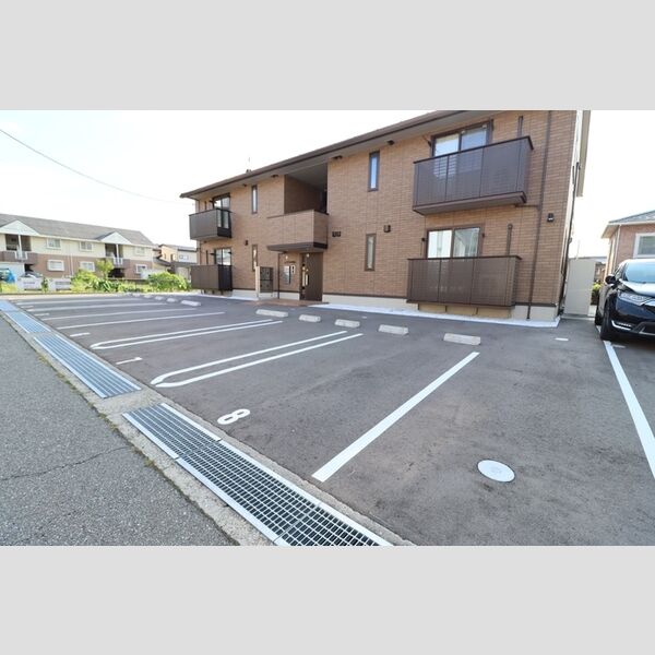 駐車場 (駐車場)
