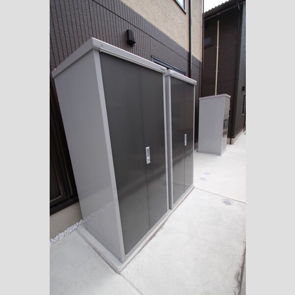 現地周辺 (トランクルーム)