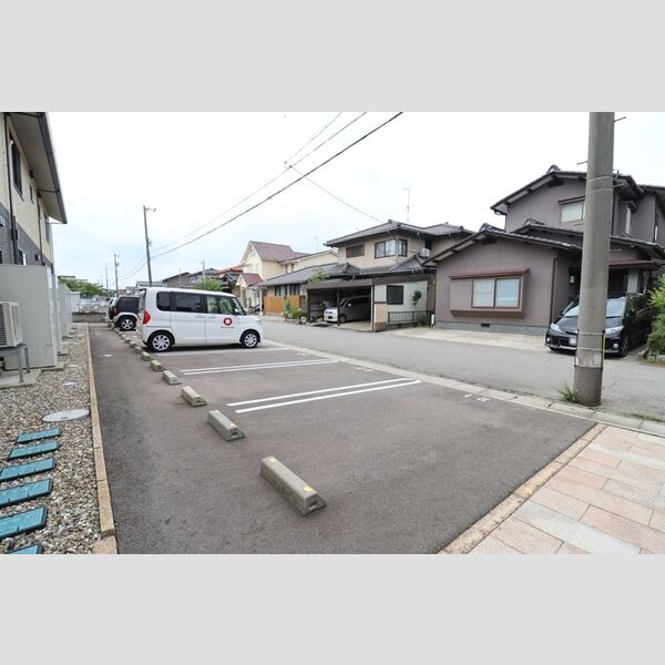 駐車場 (駐車場)