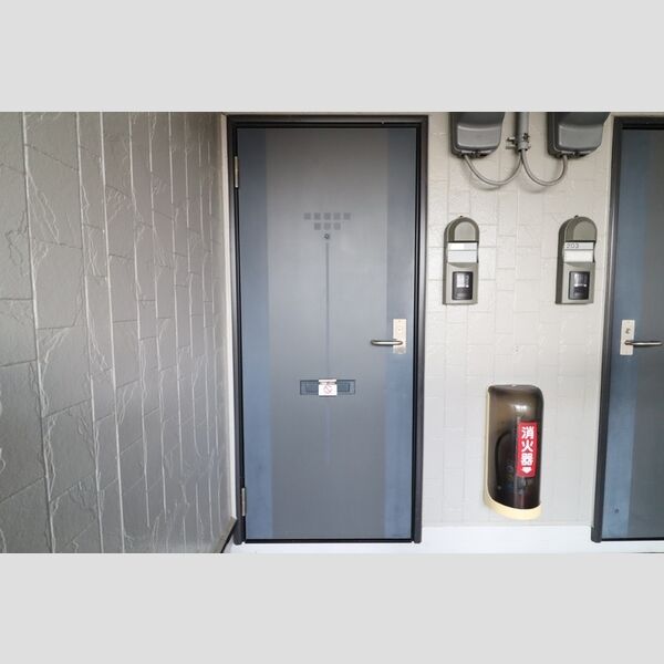 エントランス (エントランス)