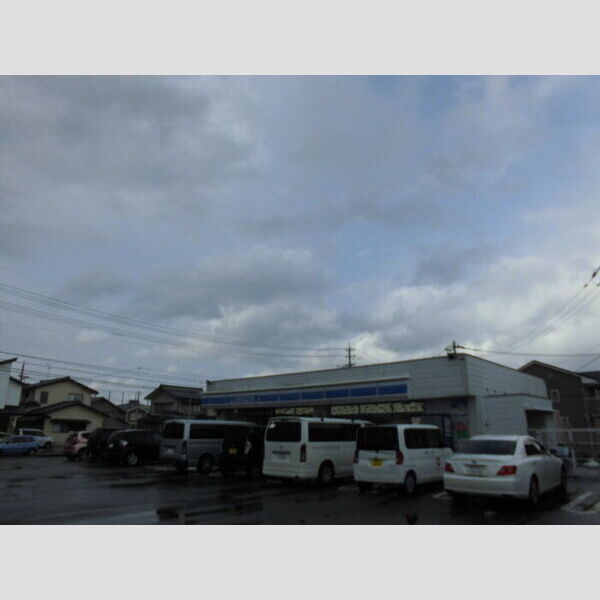 現地周辺 (ローソン　上安原店)