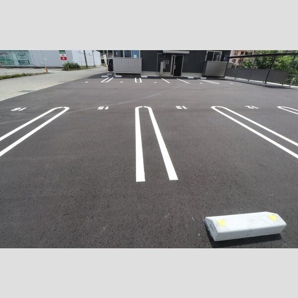 駐車場 (駐車場)