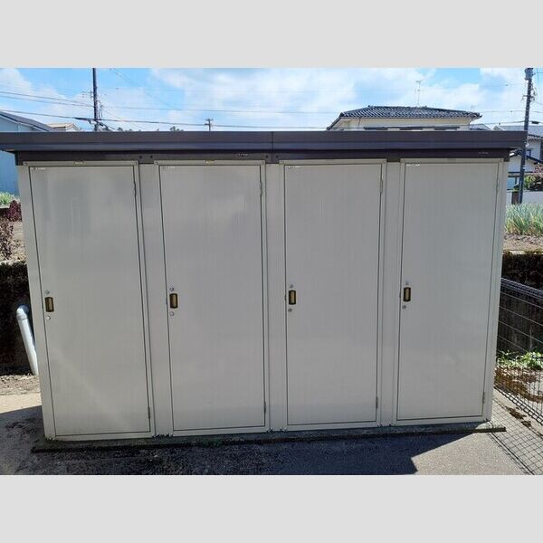 現地周辺 (トランクルーム)