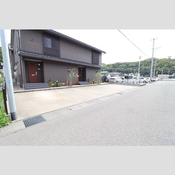 駐車場 (駐車場)