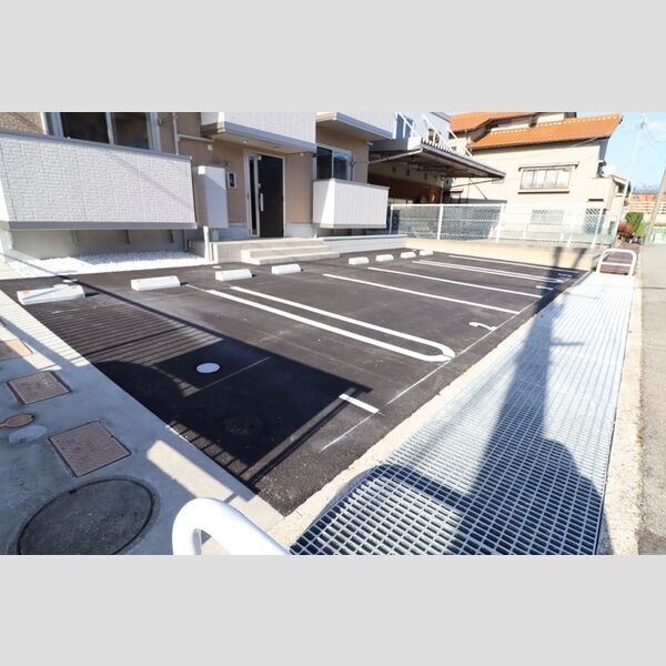 駐車場 (駐車場)