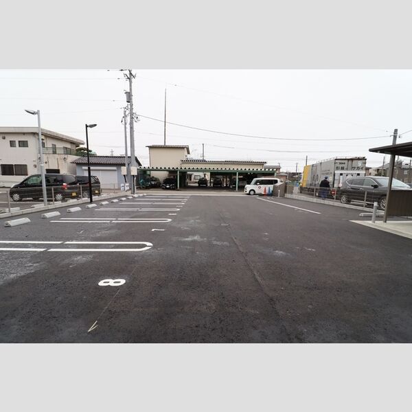 駐車場 (駐車場)