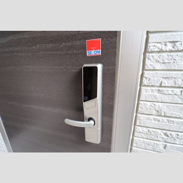 エントランス (カードキー)