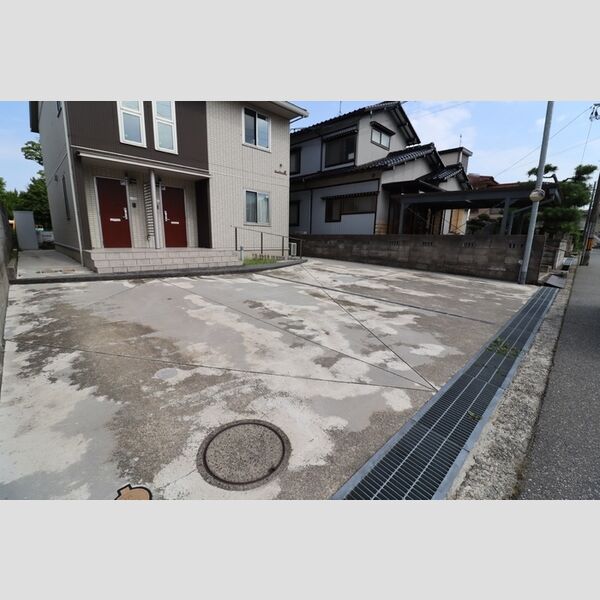 駐車場 (駐車場)