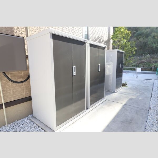 現地周辺 (物置)